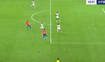 尽管第, 镇主场迎战 尽管第, 镇主场迎战